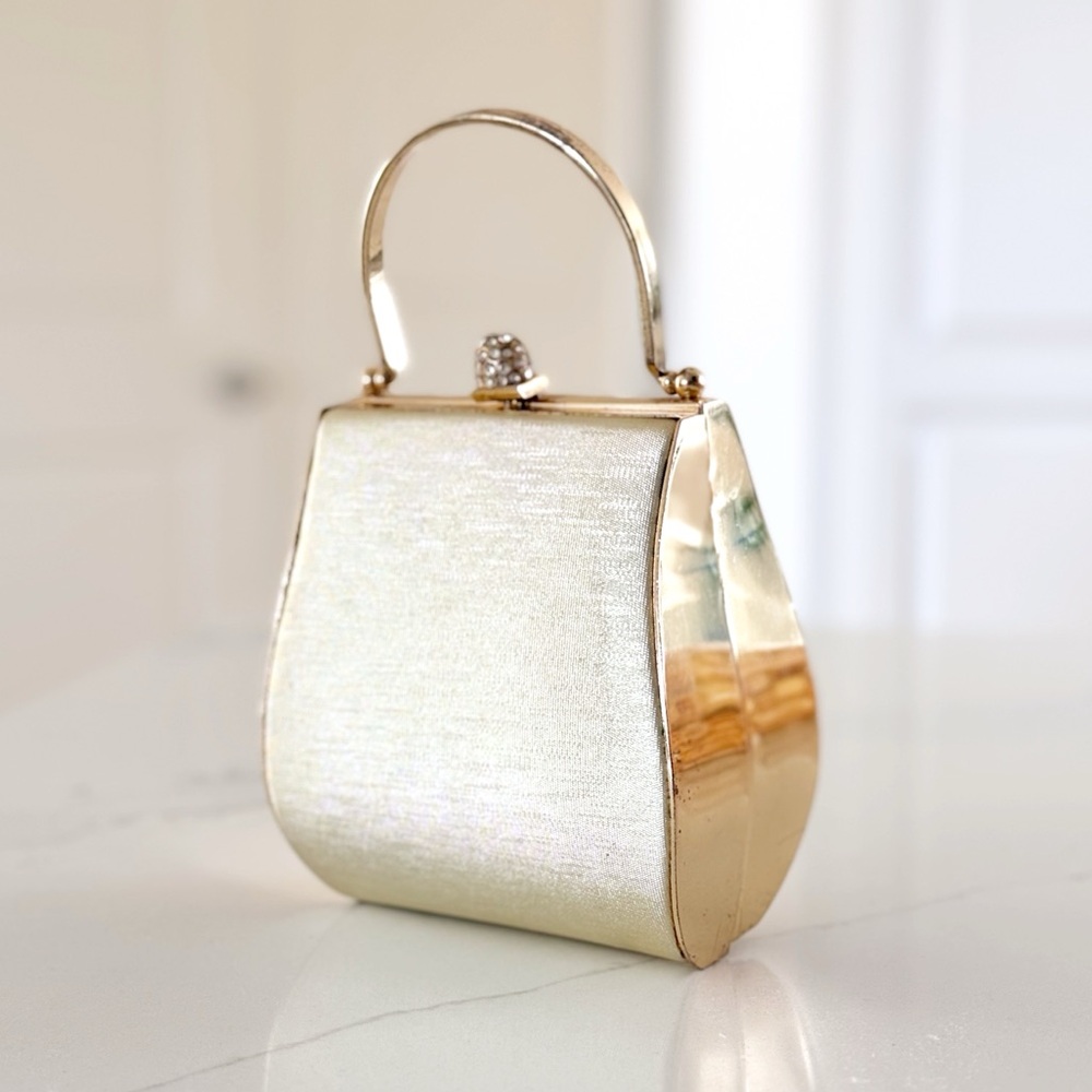 Vintage Gold Purse Clutch Gold Metal & Metallic Fabric With Crystal Snap…